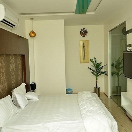 Hotel The Grand Parshwanath Sankeshvar Экстерьер фото